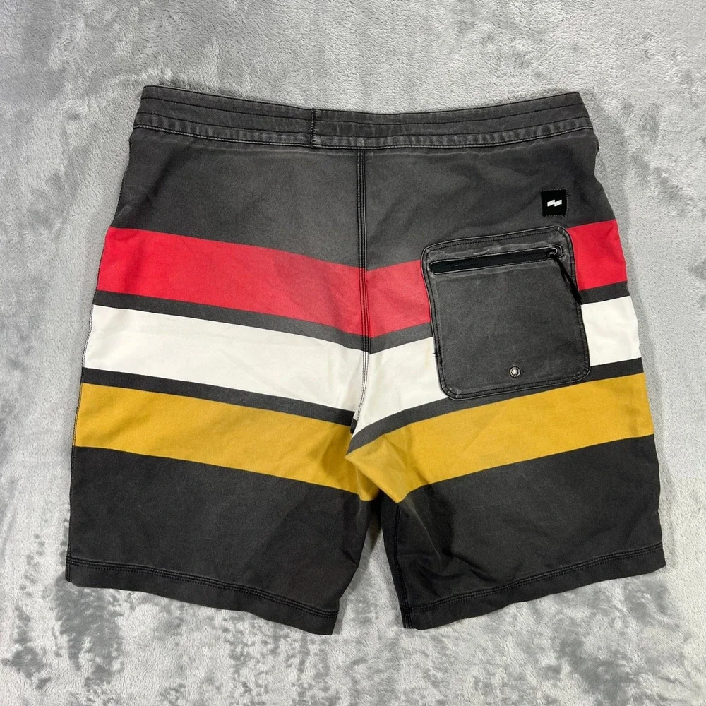 BANKS JOURNAL Board Shorts Mens 33 Charcoal Striped BS0093 Recycled Stretch